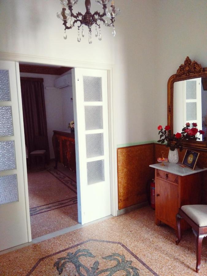 The Manor House In The Old Town Daire Hanya Dış mekan fotoğraf